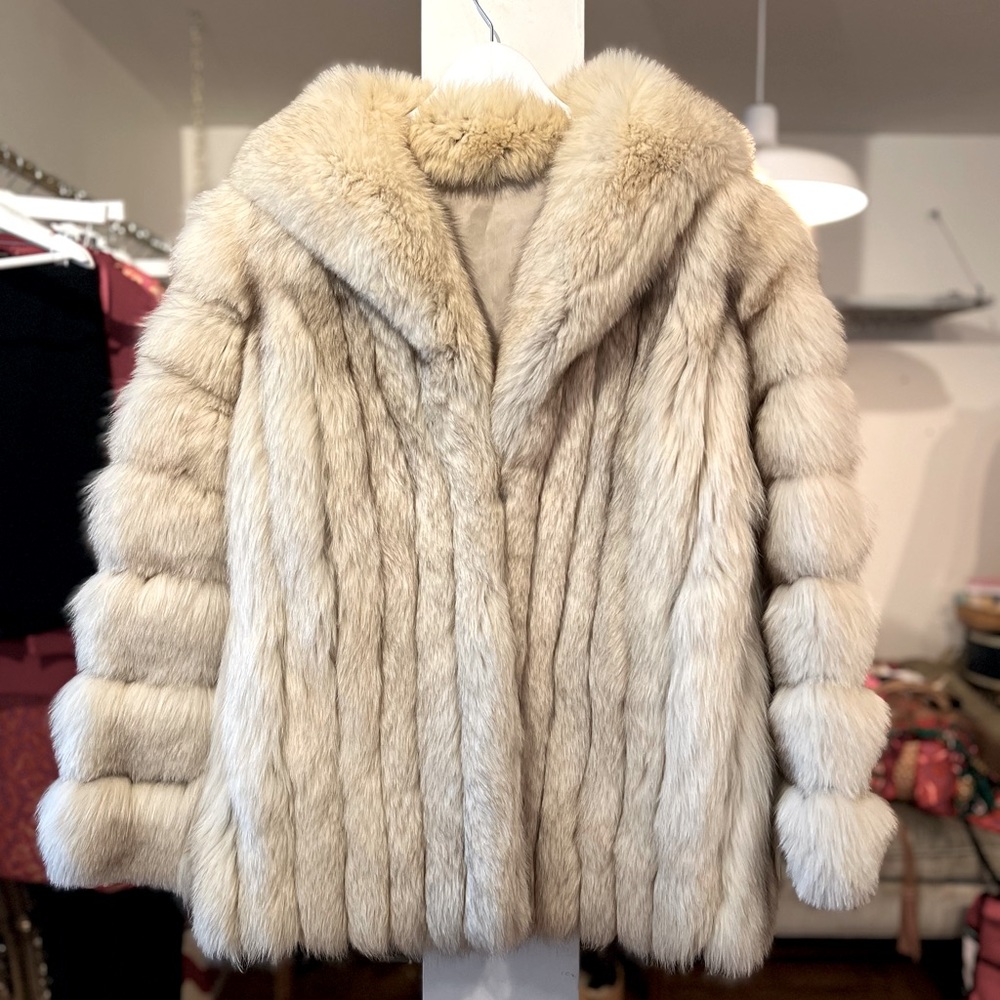 Vintage Fox fur Jacket Coat Authentic and Fluffy! Med/large